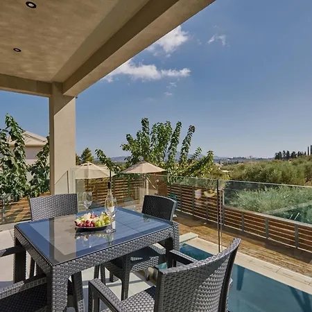 Villa Azor - A Hidden Gem In Countryside Mouzákion