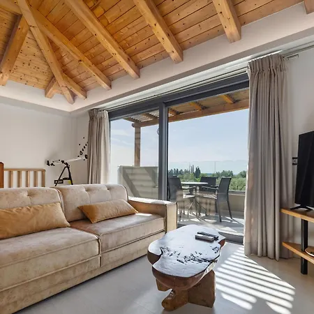 Azor - A Hidden Gem In Countryside * Mouzákion