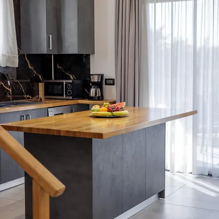 Azor - A Hidden Gem In Countryside Villa Mouzákion