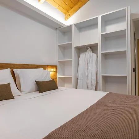 Azor - A Hidden Gem In Countryside Vila Mouzákion
