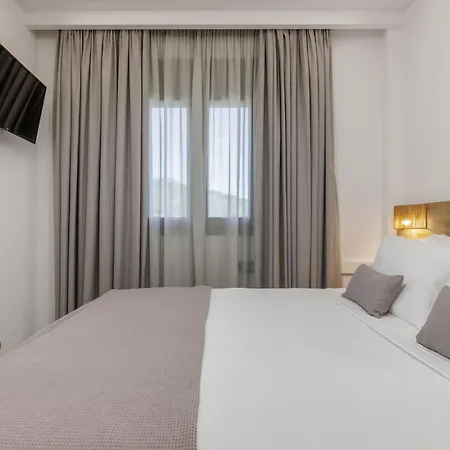 Azor Luxury I Villa *