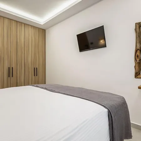 Azor Luxury I